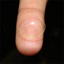 vitamin E contact lens