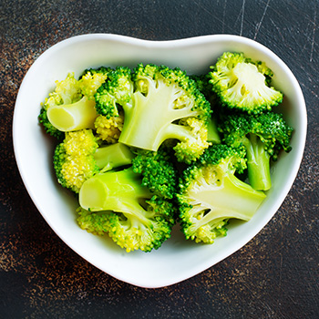 steamed broccoli