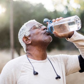 drinking hydrogen water while exercising - a senior