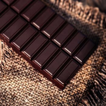 dark chocolate can be contaminated with lead and cadmium
